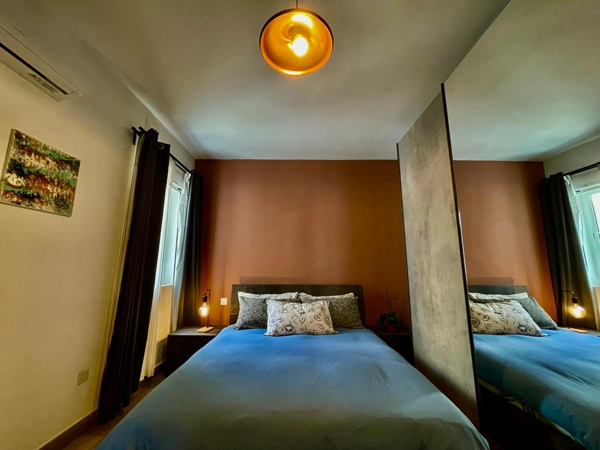 Homestay Airport Express: Private Ensuite With Self Check-in Mqabba